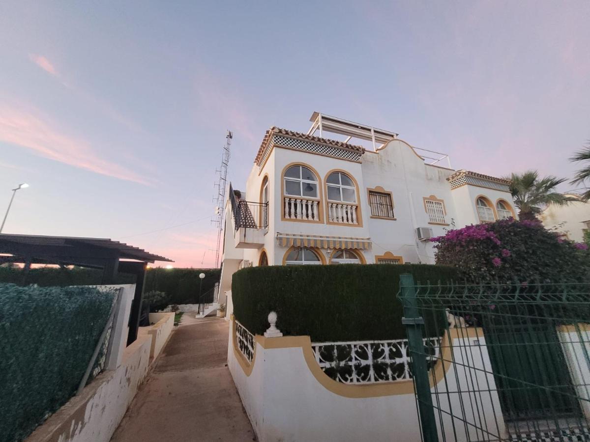 Villa Susana Torrevieja Eksteriør bilde